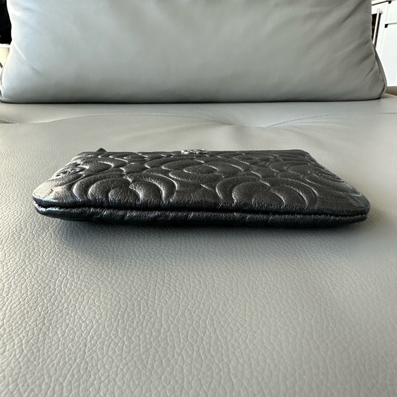 Chanel Camellia Flower Goatskin Small Cosmetic Case - Picture 3 of 8